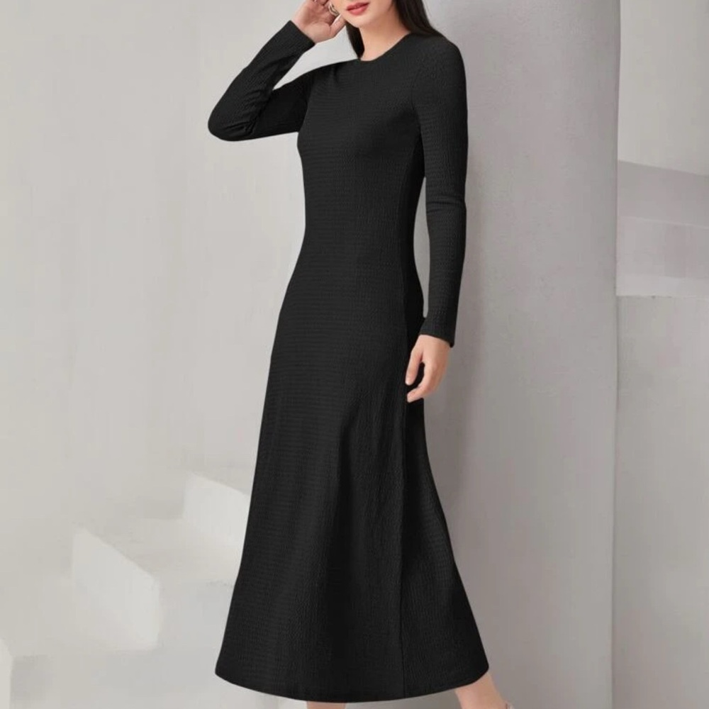 Elegant Black Long Sleeve Dress